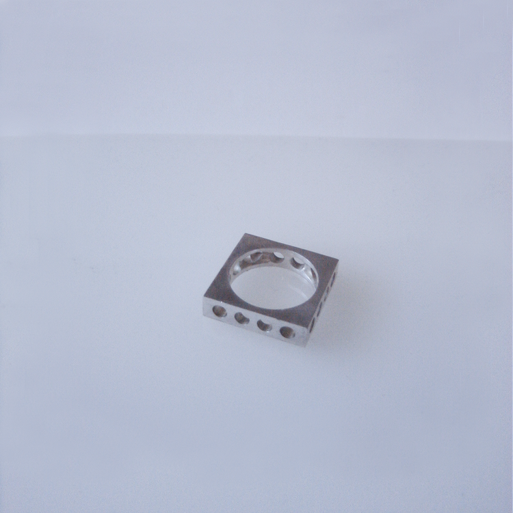 Square Puncture Ring
